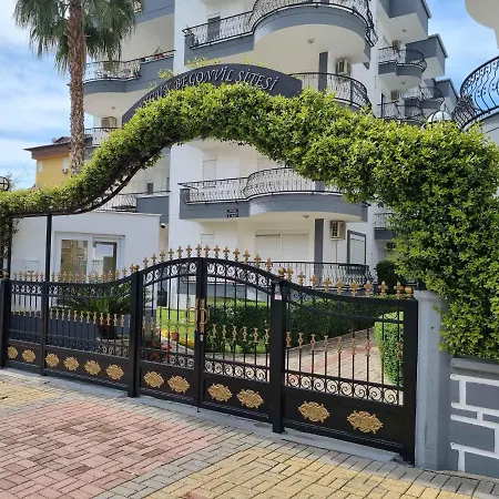 Apartment Lovely 2-bedroom With Pool, Oba District *